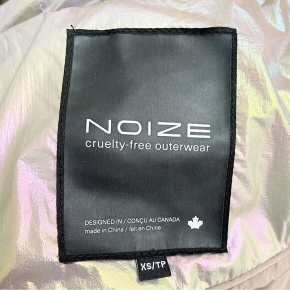 NEW Noize Bonita Holographic Puffer Jacket Size XS Metallic Tanzanite Ski Sporty - Picture 11 of 16